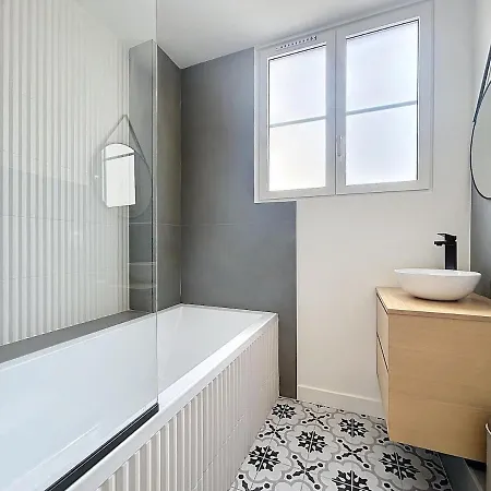 Marine Brilliance, Ac Parking And Sea View